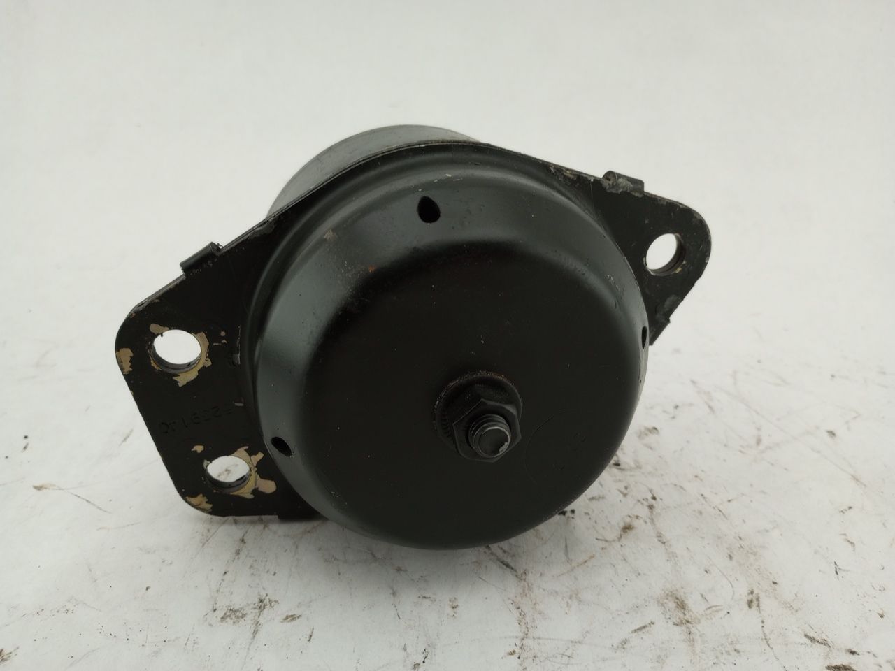 Saab 9-5 Lower Right Engine Mount With Bracket