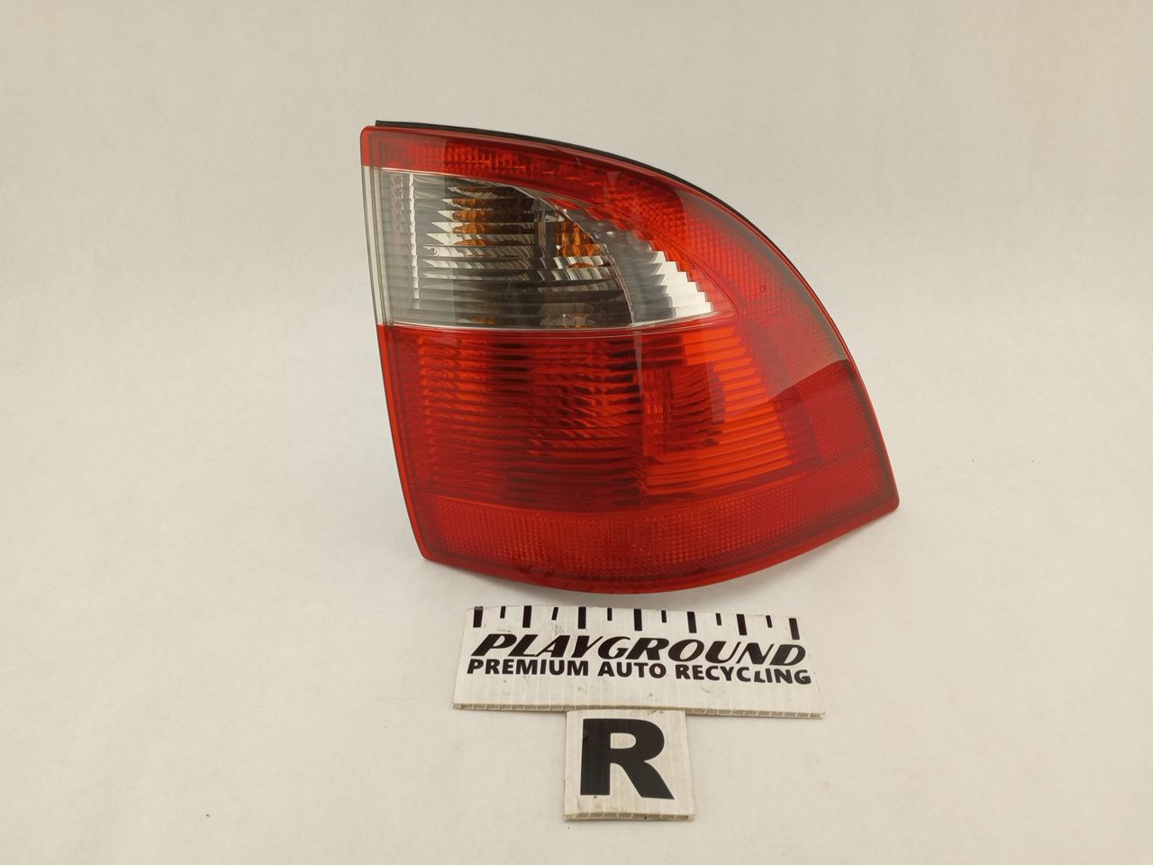 Saab 9-5 Rear Right Quarter Panel Tail Light