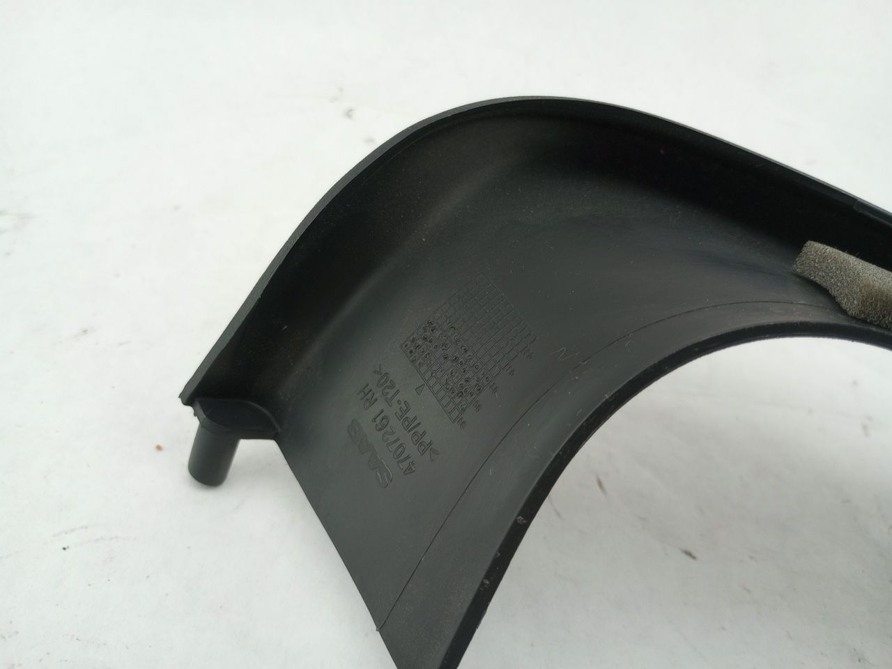 Saab 9-5 Right Trunk Hinge Cover Trim