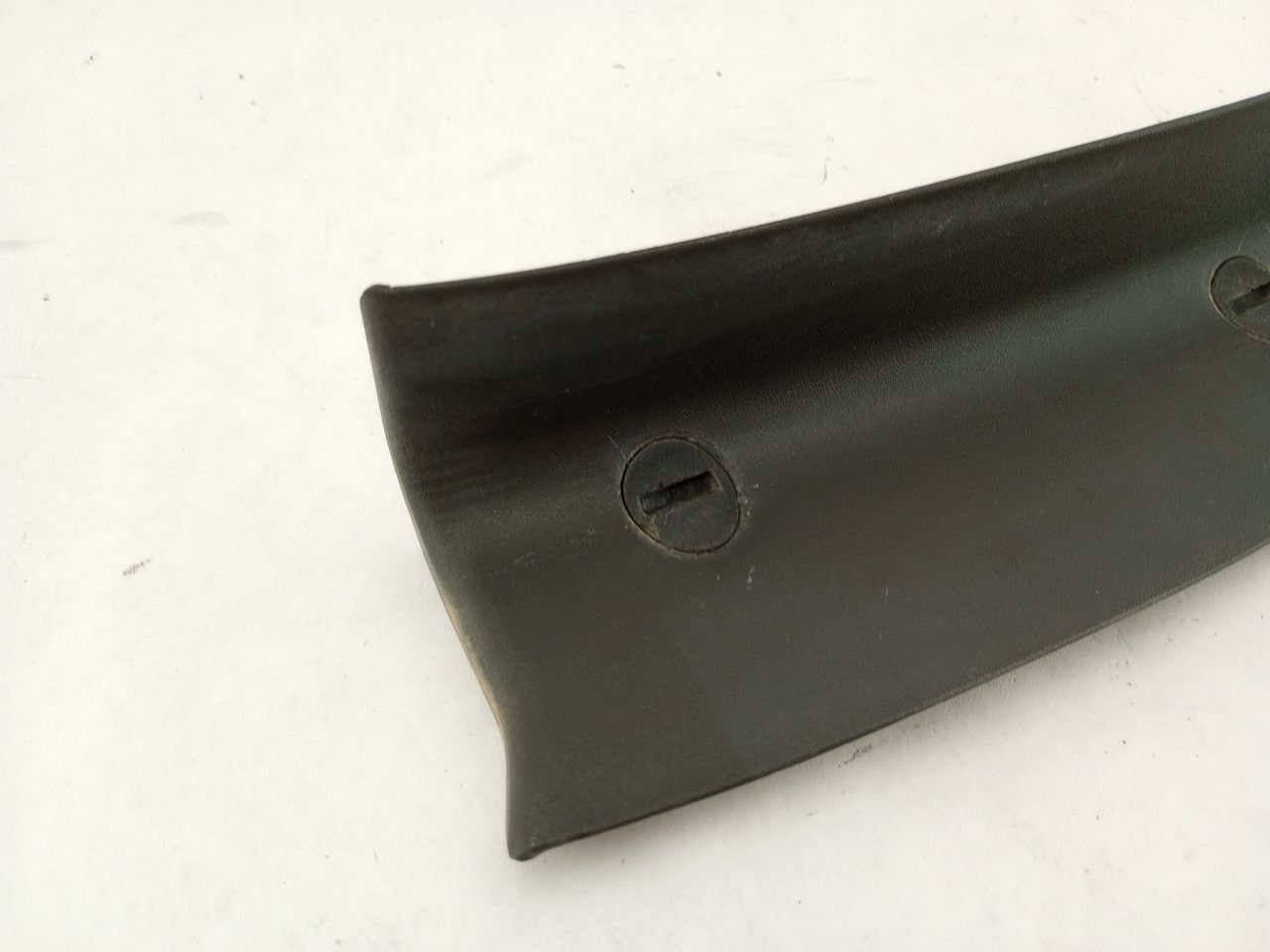 Saab 9-5 Rear Left Tailgate Trim