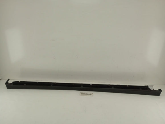 Saab 9-5 Right Side Skirt
