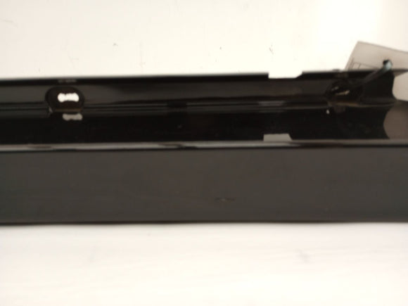 Saab 9-5 Right Side Skirt