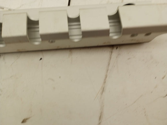 Saab 9-5 Pair Of Rear Trunk Luggage Securement Rails