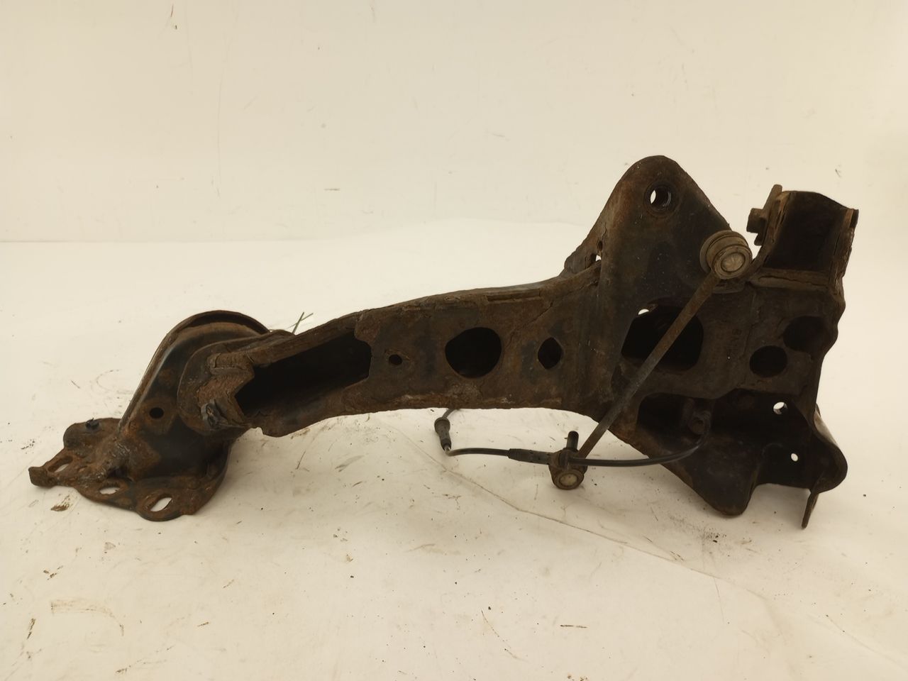 Mini Cooper S Rear Left Spindle Knuckle - 0