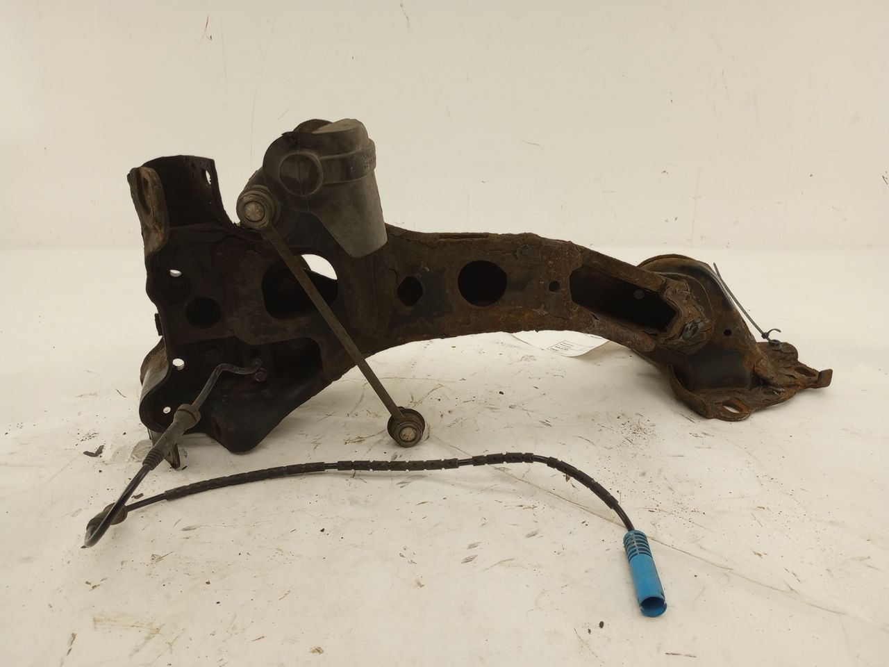 Mini Cooper S Rear Right Spindle Knuckle - 0