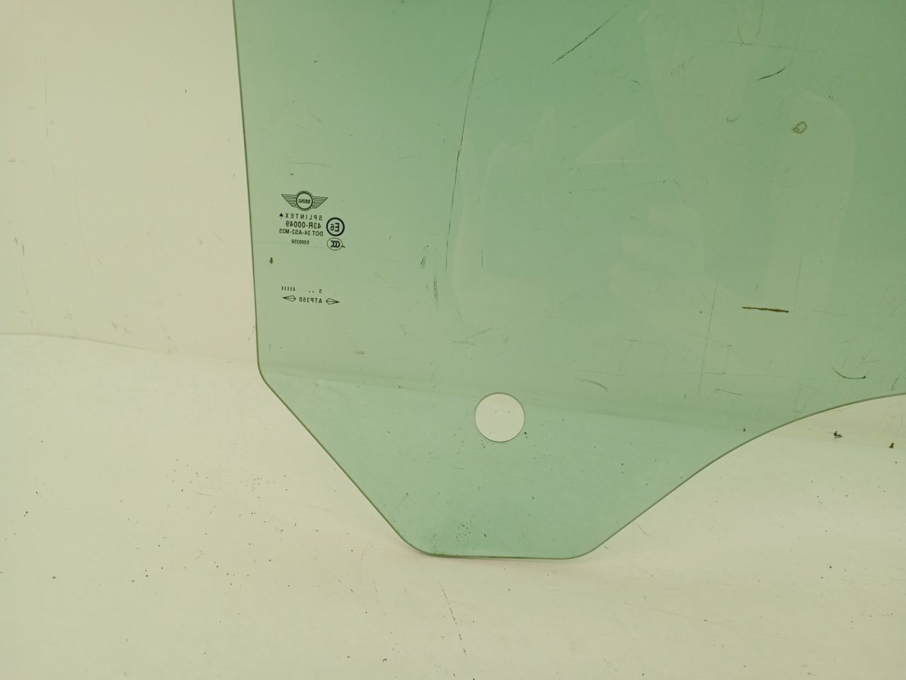 Mini Cooper S Left Drivers Door Glass