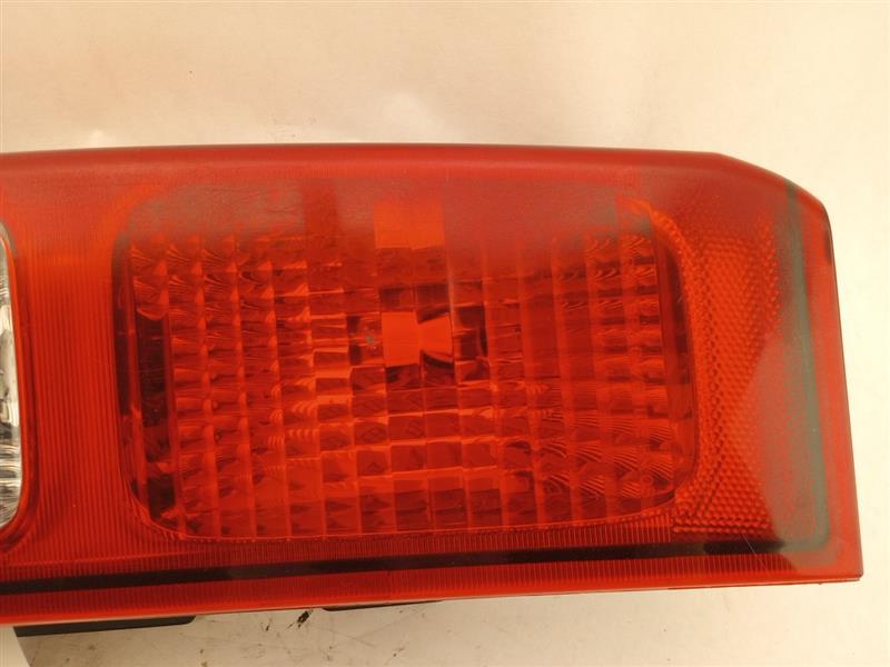 Hummer H3 Rear left tail light