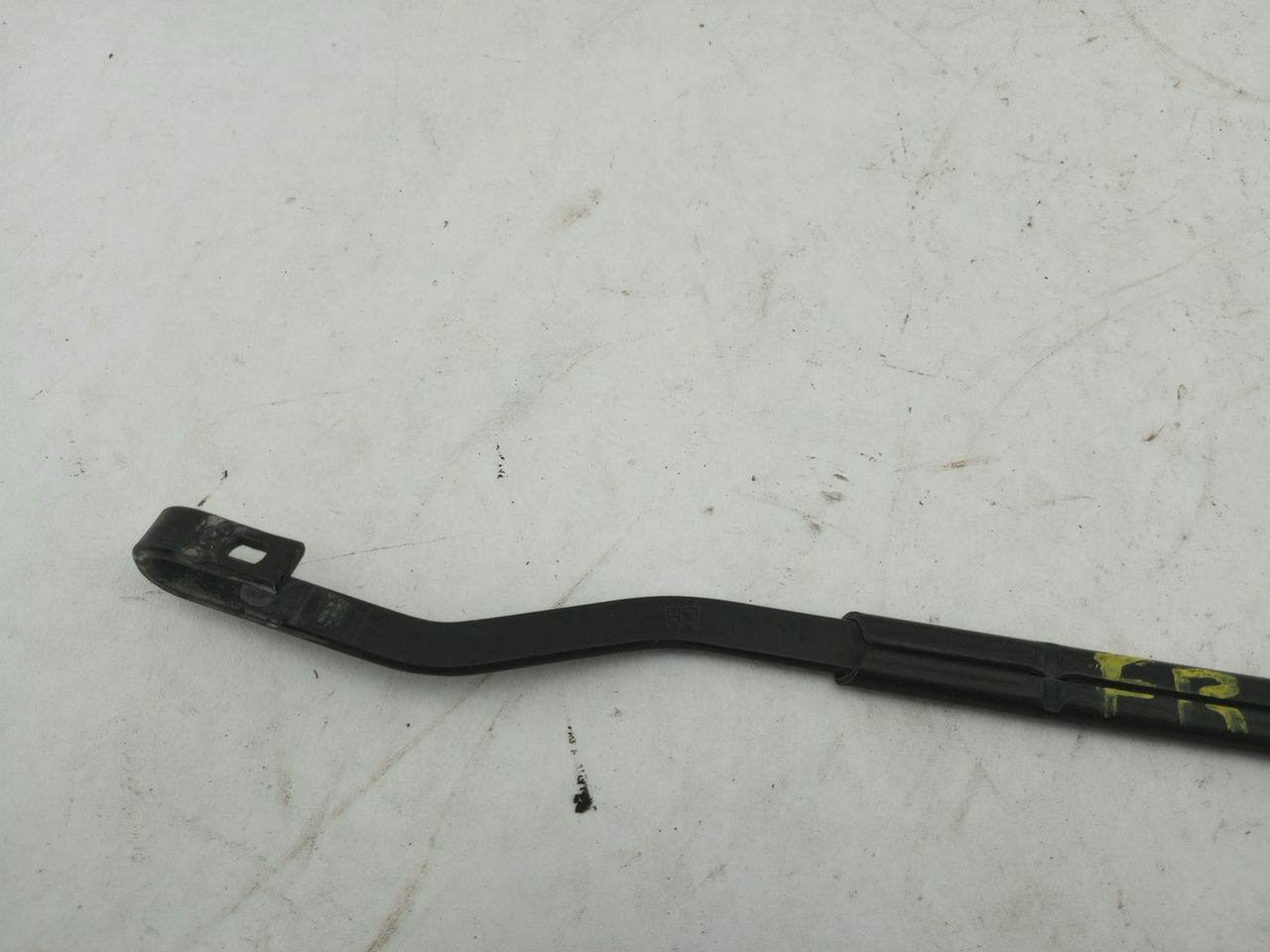 Mini Cooper S Pair Of Front Windshield Wiper Arms