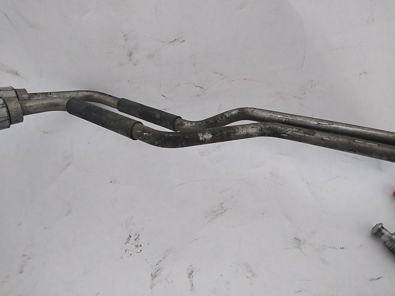 BMW 645Ci Stabilizer Bar Hydraulic Lines