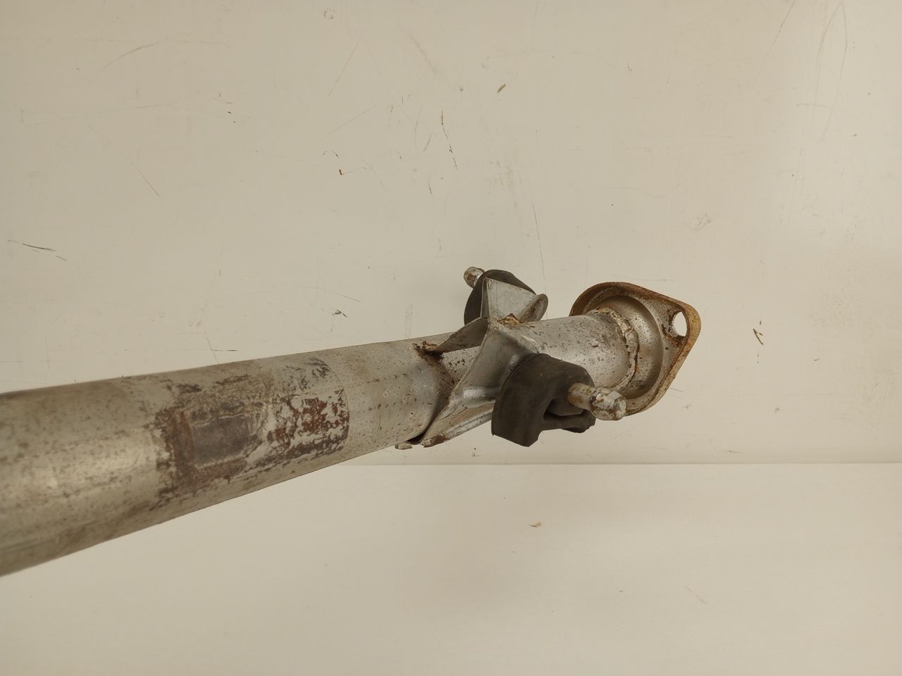 Lexus IS300 Exhaust Muffler
