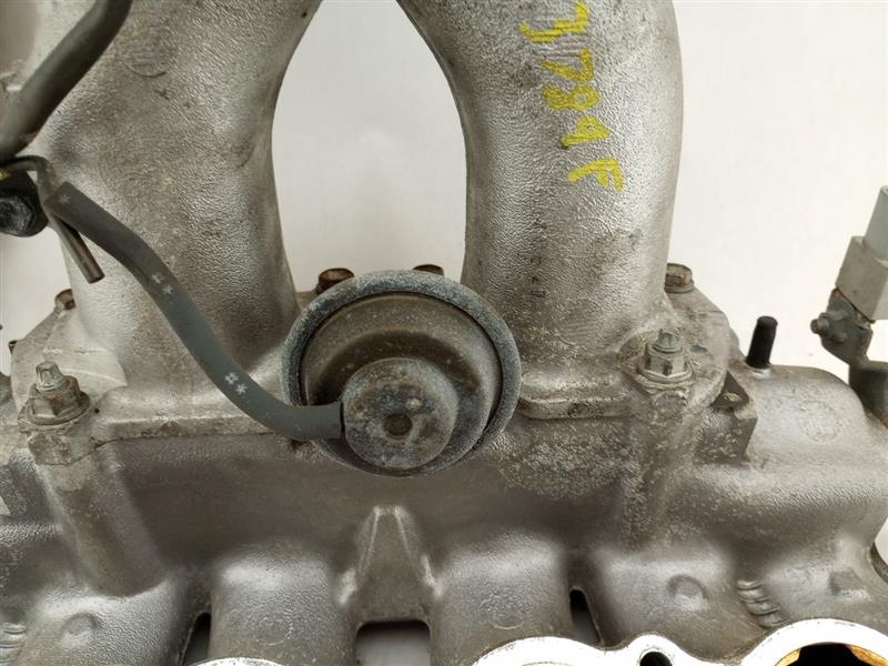 Lexus IS300 Upper Intake Manifold Assembly