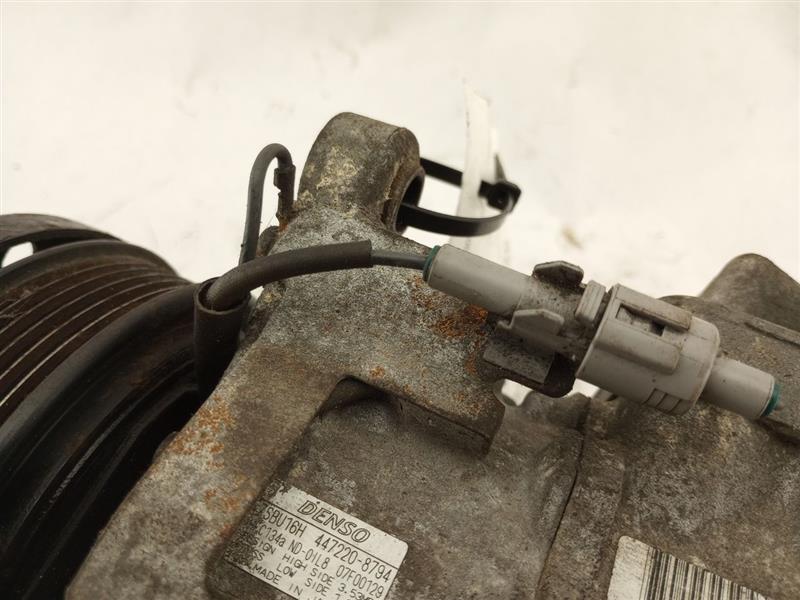 Lexus IS300 AC Compressor
