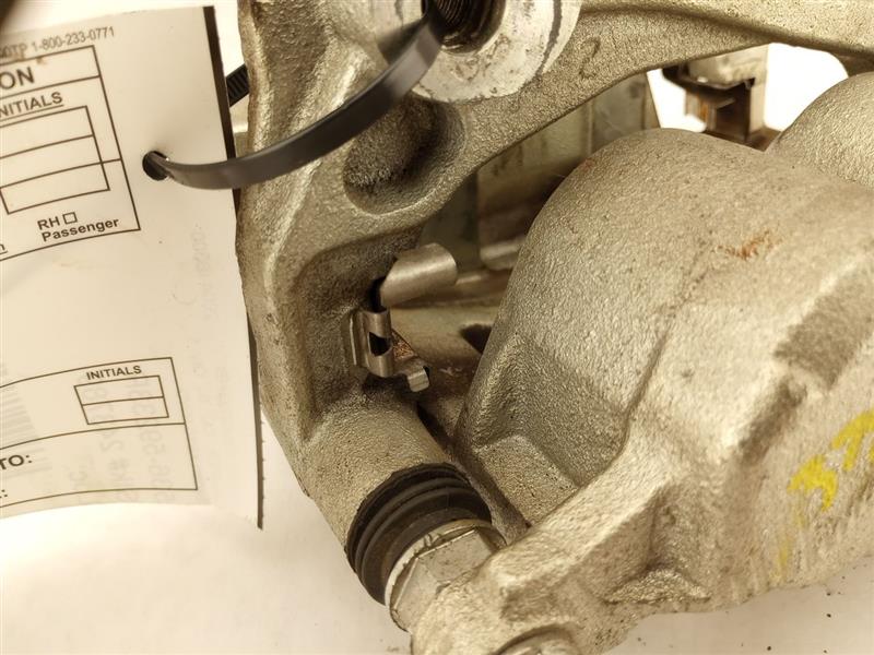 Lexus IS300 Front Right Brake Caliper