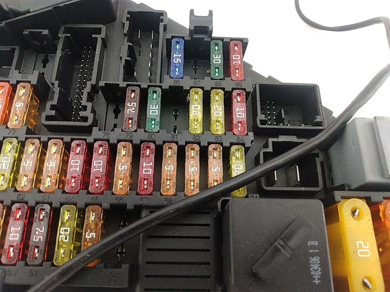 BMW 645Ci Rear Cabin Fuse Box