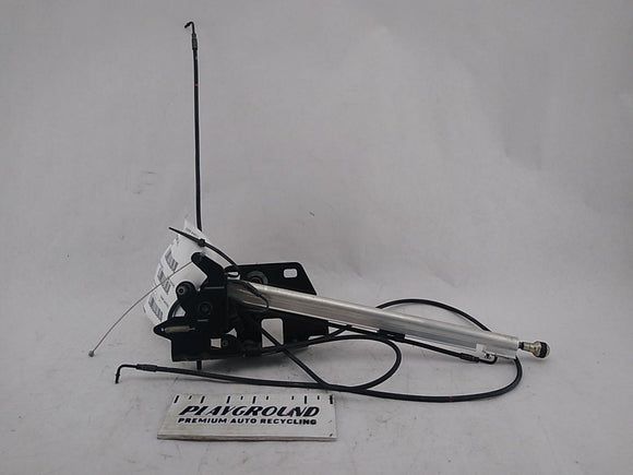 BMW 645Ci Rear Left Convertible Top Lift