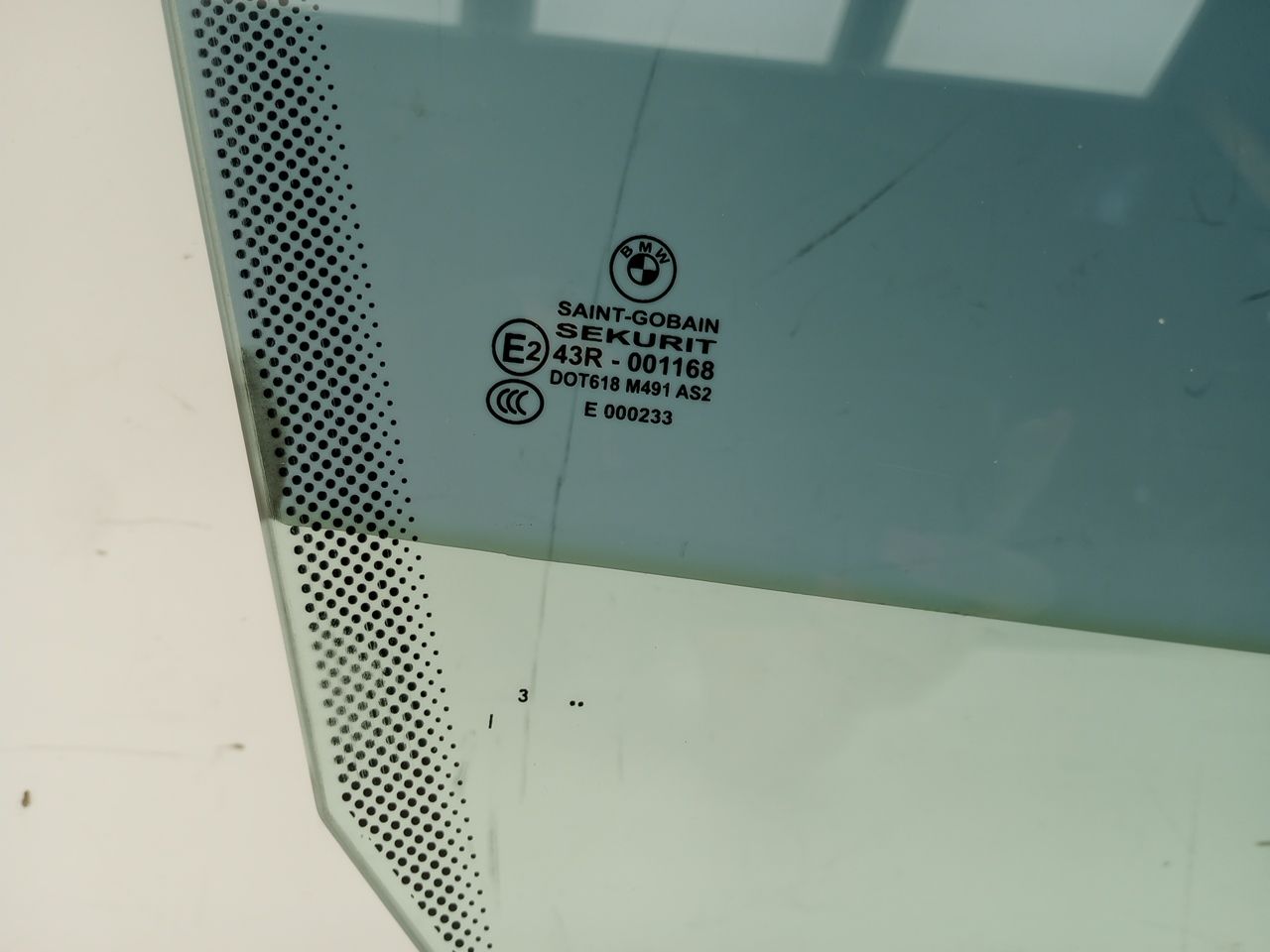BMW 645Ci Front Right Door Glass