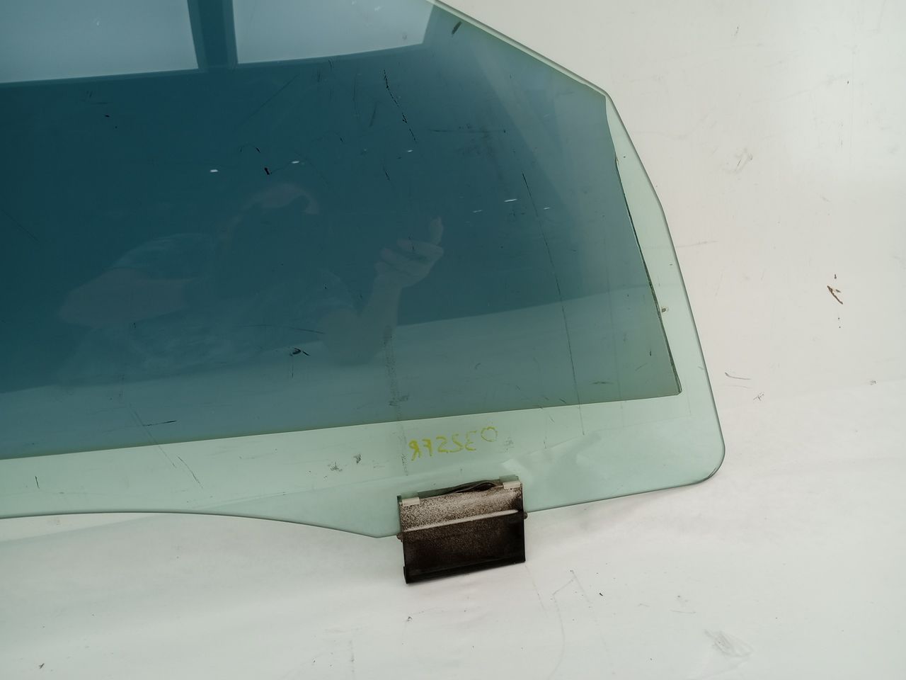 BMW 645Ci Front Right Door Glass