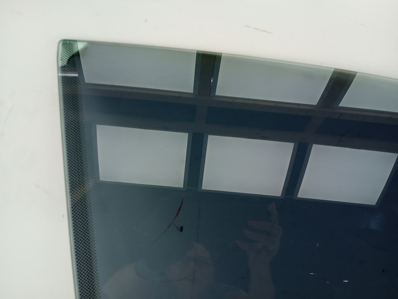 BMW 645Ci Front Right Door Glass