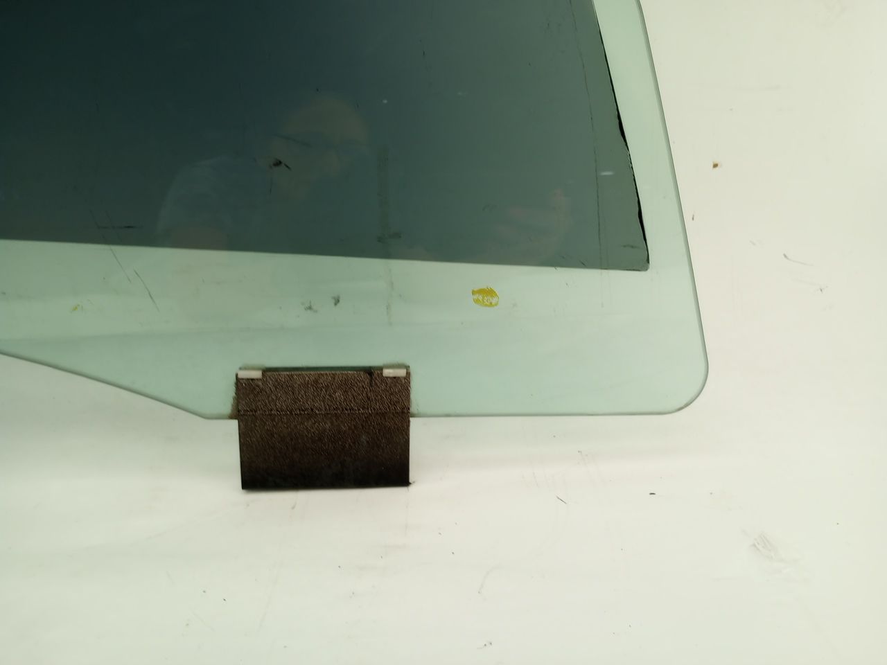 BMW 645Ci Front Right Door Glass