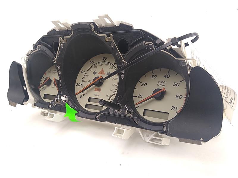 Mercedes SLK230 Instrument Cluster