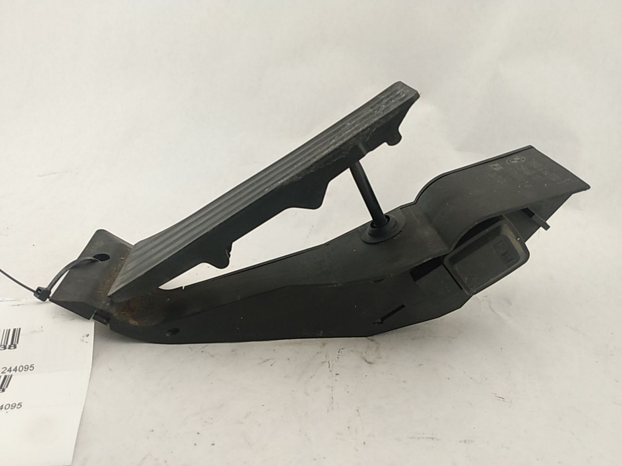 BMW 645Ci Accelerator Pedal