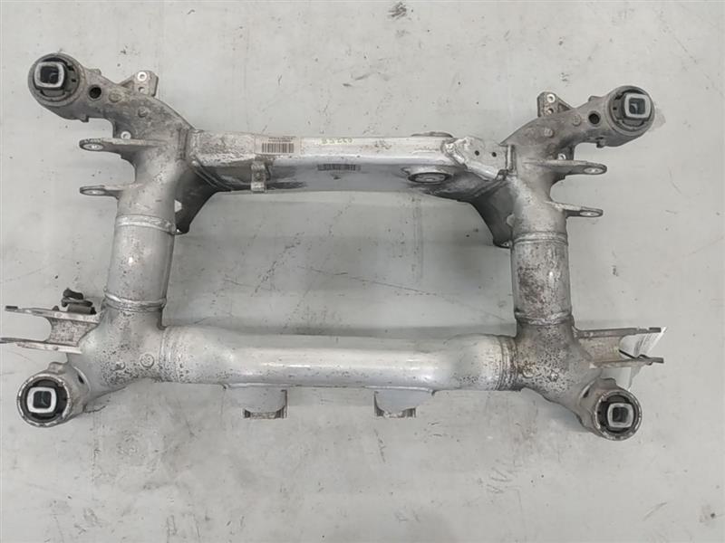 BMW 645Ci Rear Subframe Crossmember Support