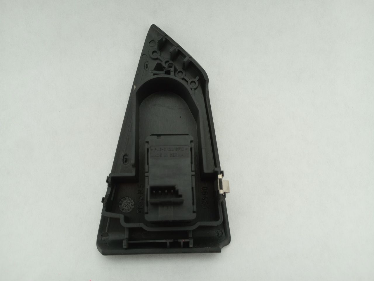 BMW 645Ci Front Right Door Window Switch - 0