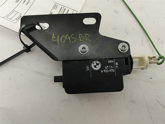 BMW 645Ci Fuel Tank Door Lid Actuator Motor