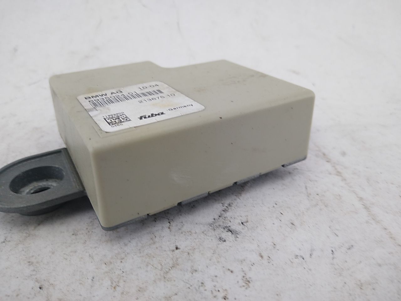 BMW 645Ci Antenna Booster Control Module