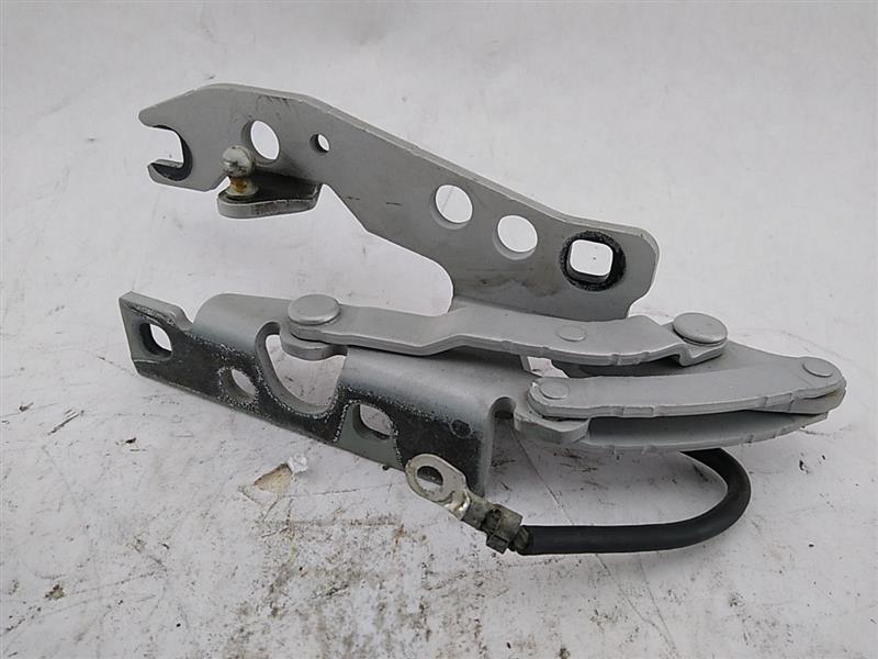 BMW 645Ci Hood Hinge Set