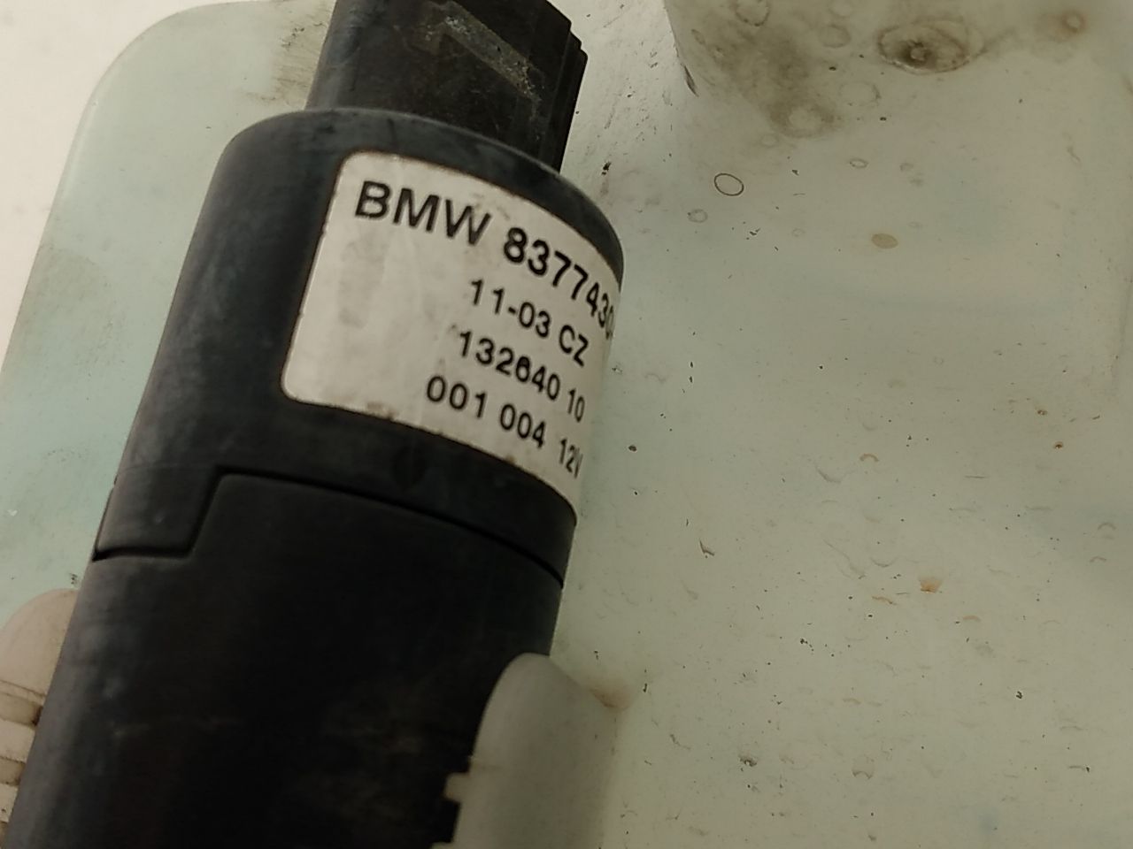 BMW 645Ci Washer Fluid Reservoir