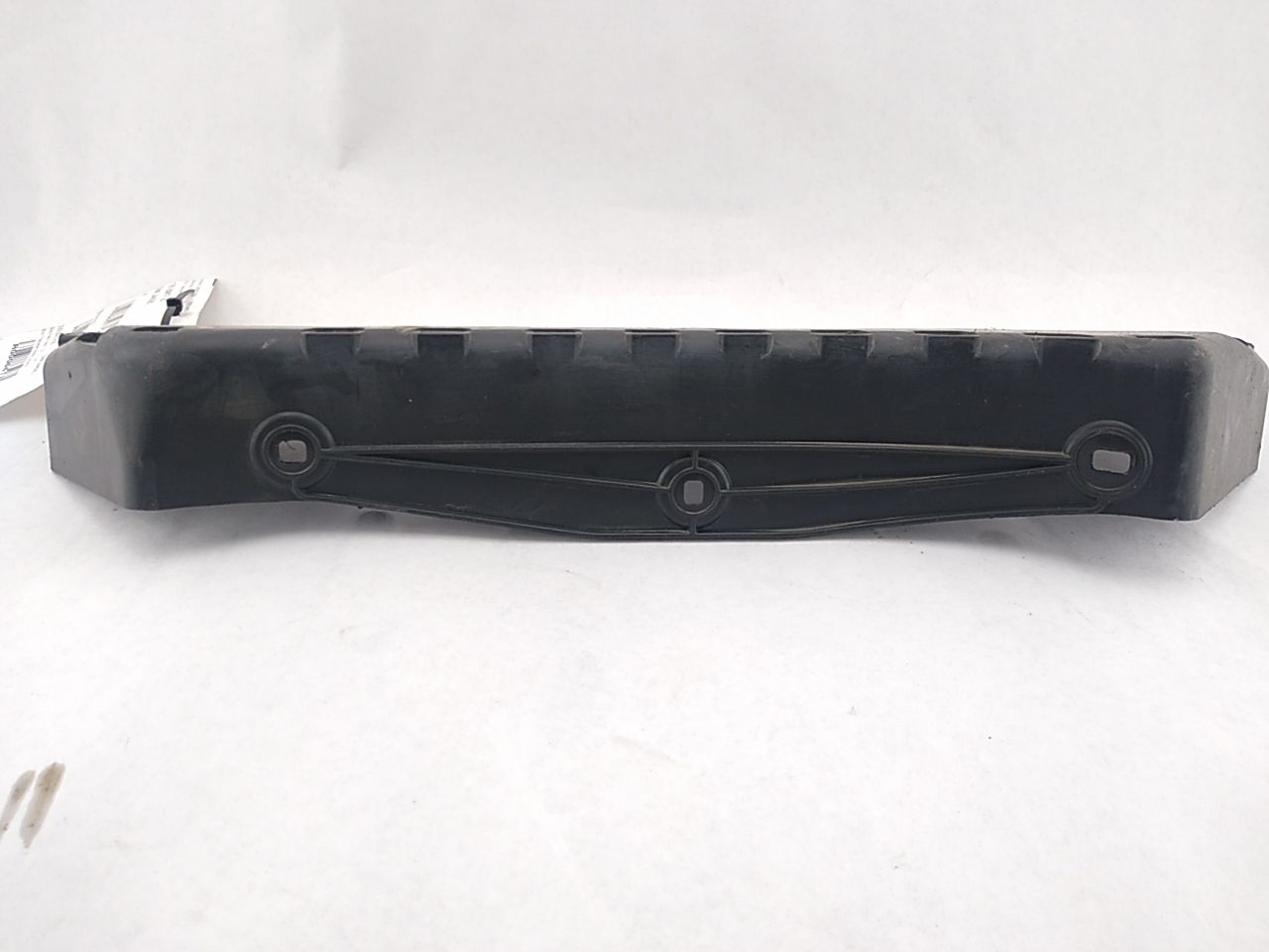 BMW 645Ci Rear Bumper Center Guide