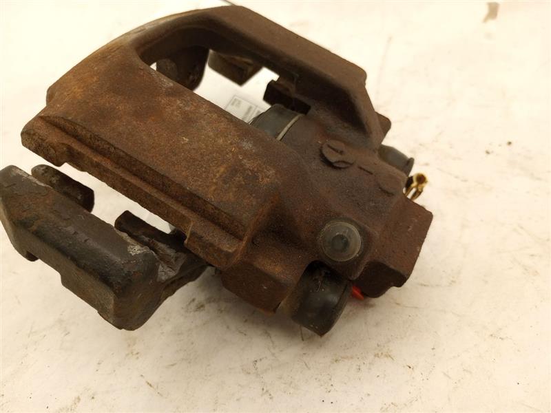 BMW 318i Rear Right Brake Caliper