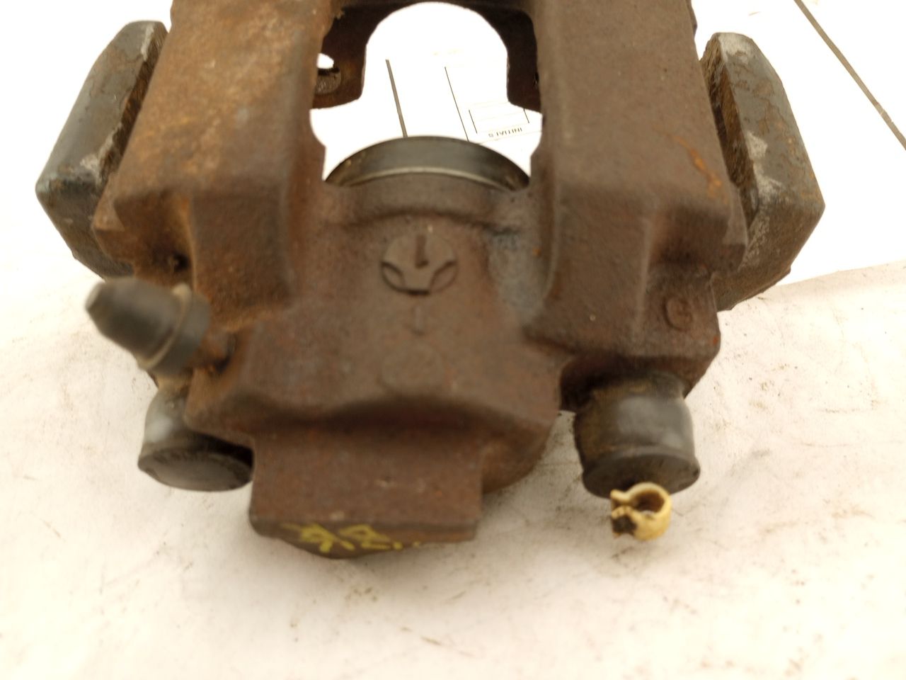 BMW 318i Rear Right Brake Caliper