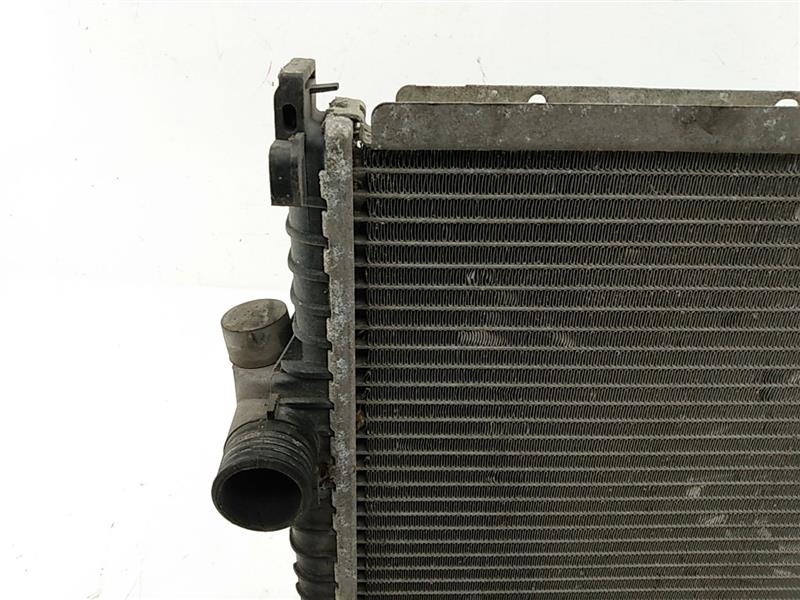 BMW 318i Radiator