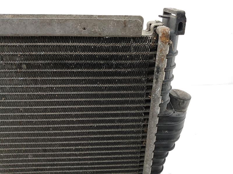 BMW 318i Radiator