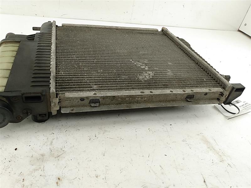 BMW 318i Radiator