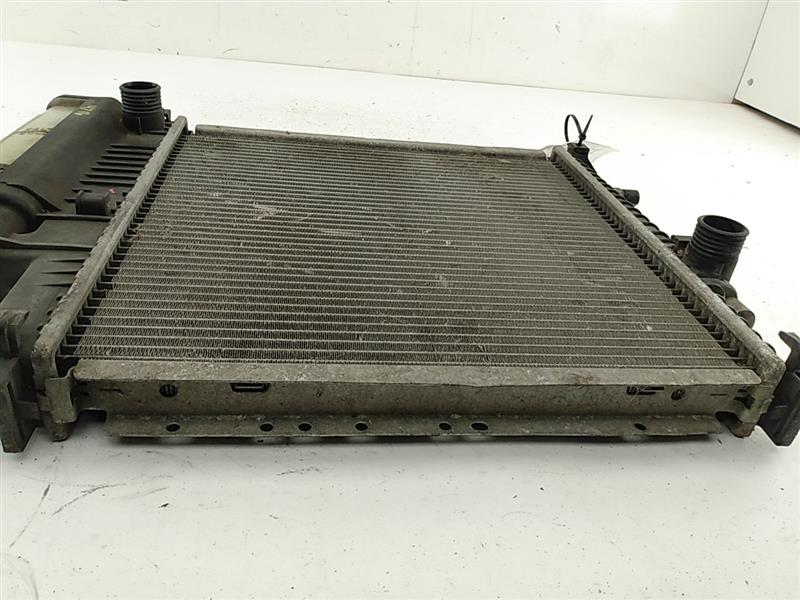 BMW 318i Radiator