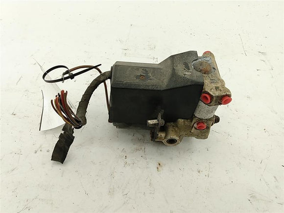 BMW 318i ABS Pump Assembly