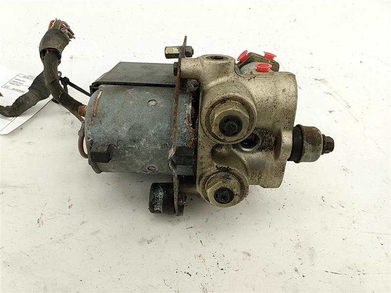 BMW 318i ABS Pump Assembly