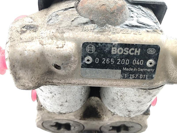 BMW 318i ABS Pump Assembly