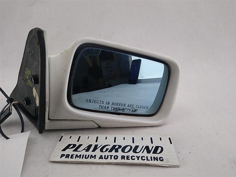 BMW 318i Front Right Side View Mirror