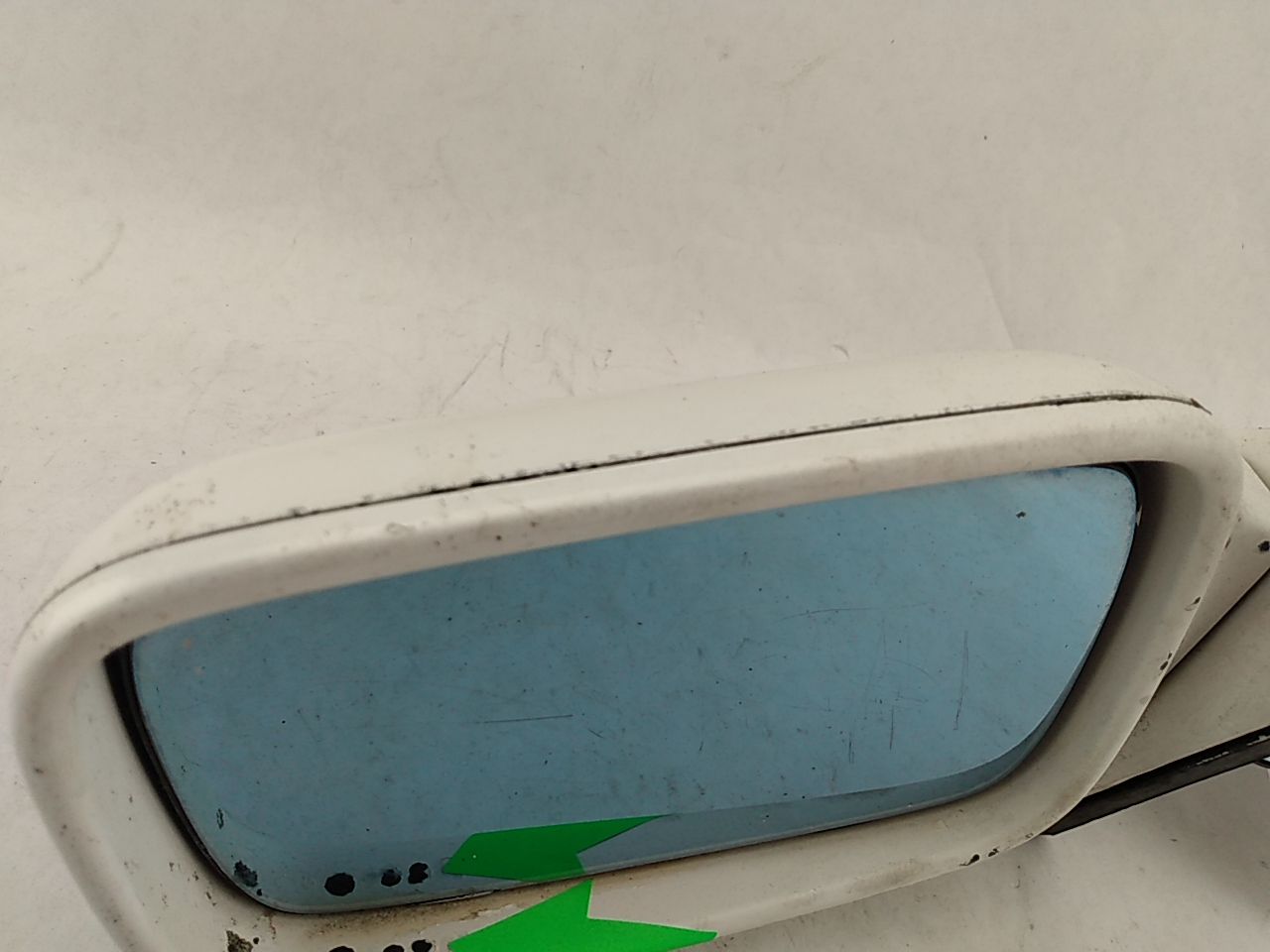 BMW 318i Front Left Side View Mirror