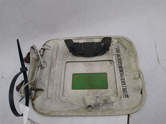 BMW 318i Fuel Filler Door