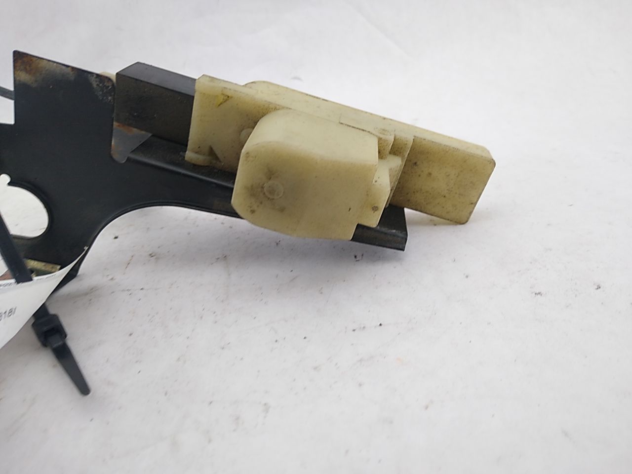 BMW 318i Trunk Lock Actuator