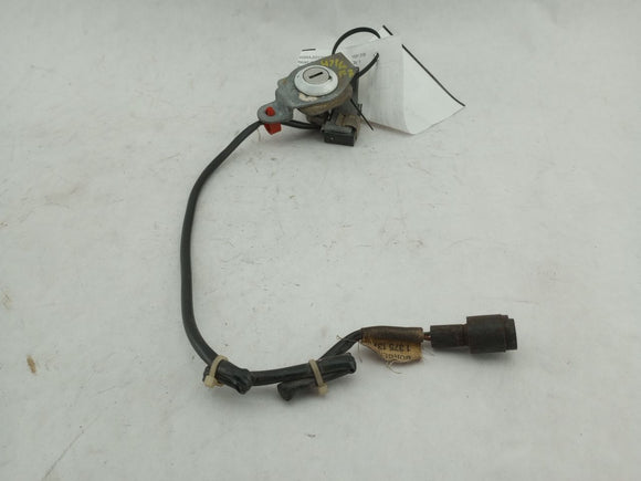 BMW 318i Front Right Door Lock