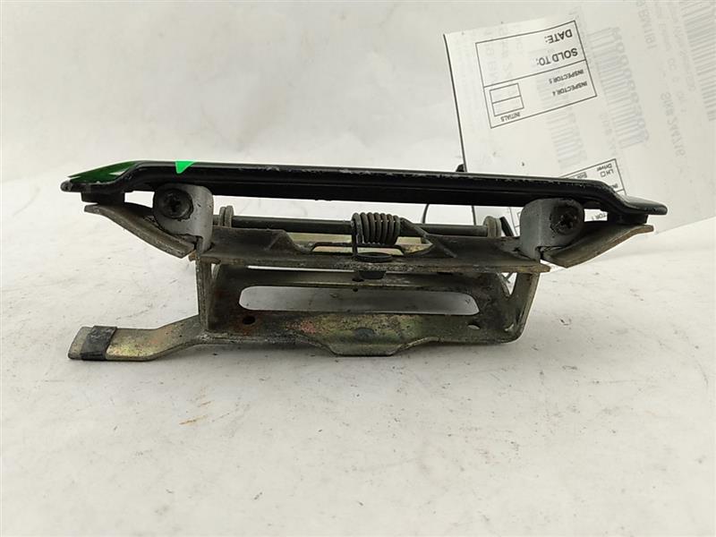 BMW 318i Front Right Exterior Door Handle