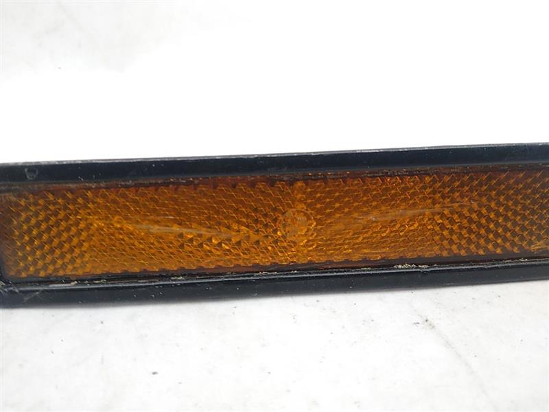 BMW 318i Front Left Side Marker Lamp