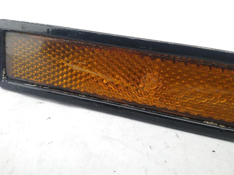 BMW 318i Front Left Side Marker Lamp