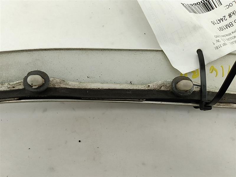 BMW 318i Rear Right Quarter Moulding